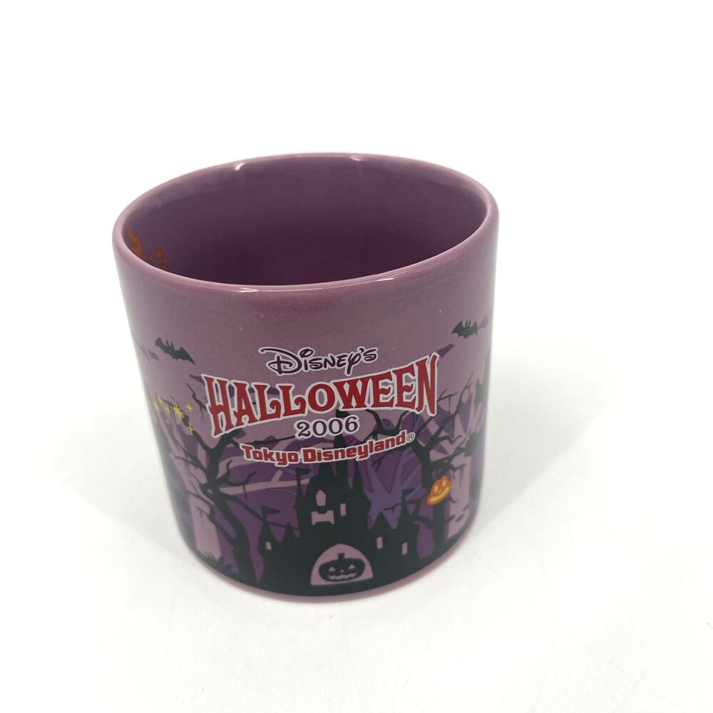 Tokyo Disneyland Resort Japan Halloween Souvenir Mug 2006 Purple Mickey Minnie